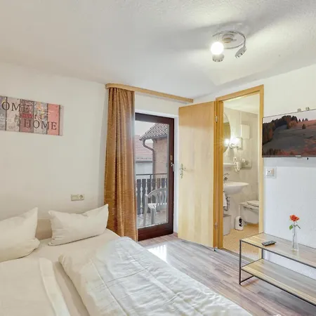 Apartment 1 Bedroom Cozy In Bischofsheim Gersfeld