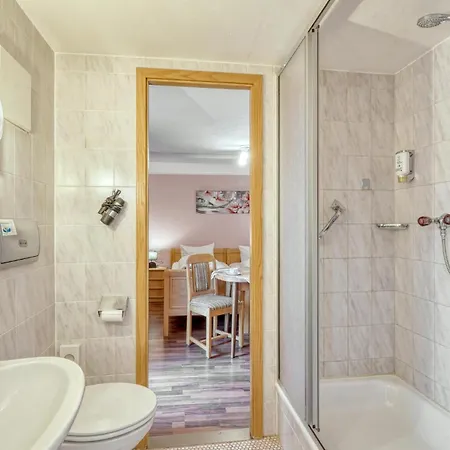 1 Bedroom Cozy In Bischofsheim Gersfeld