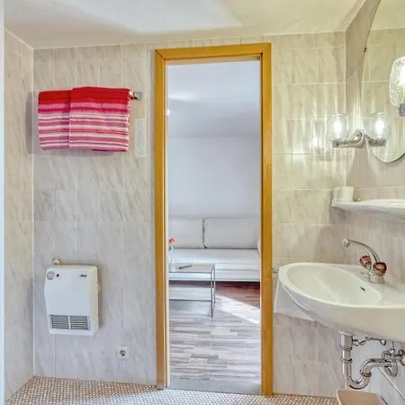 1 Bedroom Cozy In Bischofsheim Apartment
