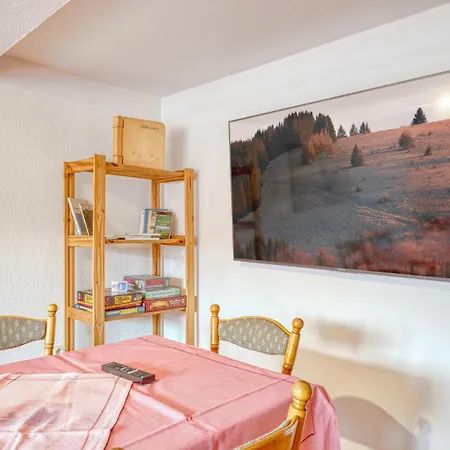 1 Bedroom Cozy In Bischofsheim Apartment Gersfeld